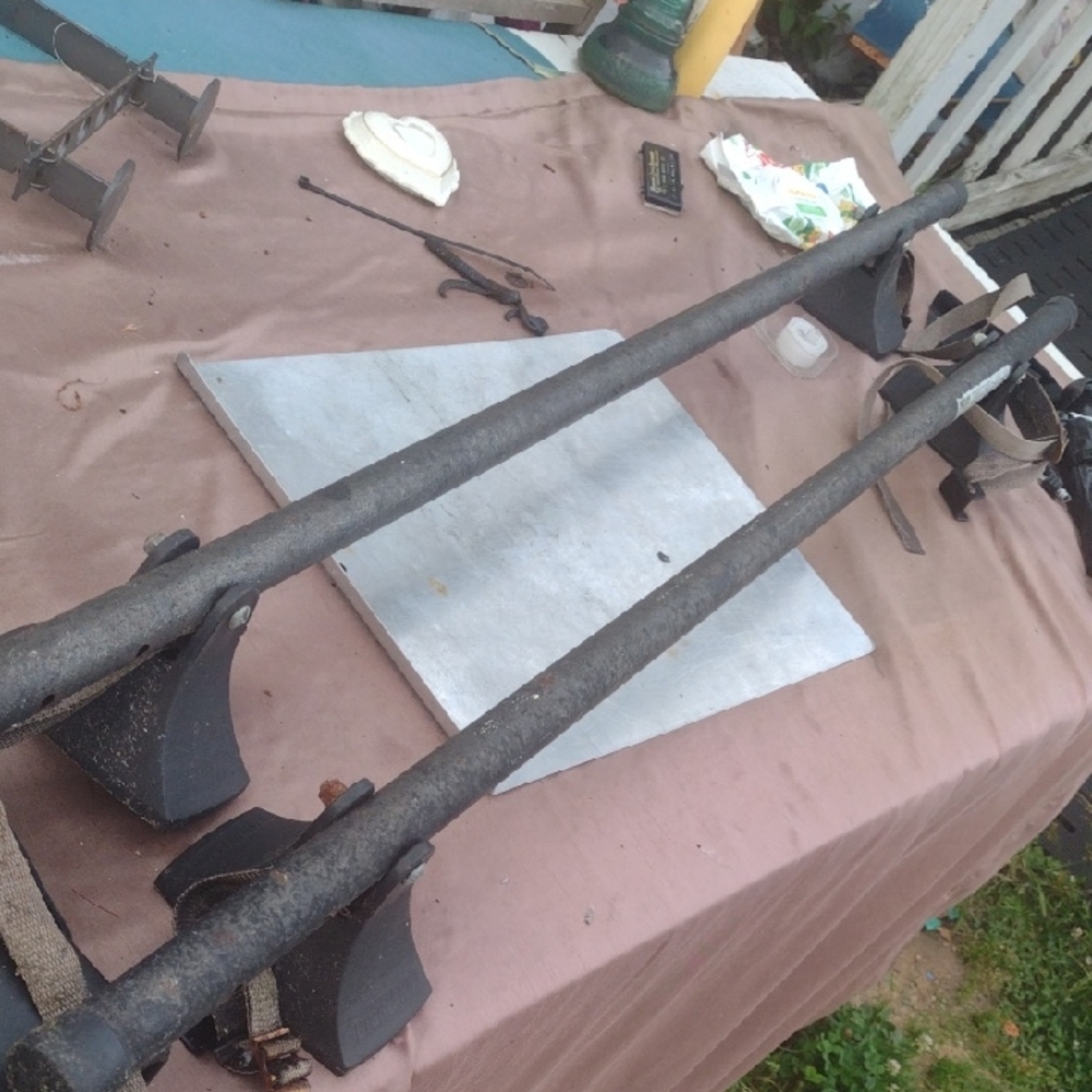 SUV/Van Roof Rack Matching Pair